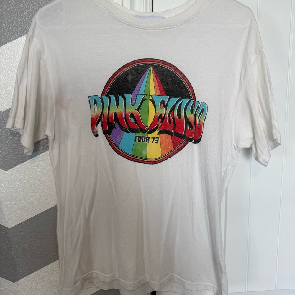 Daydreamer White Short Sleeve Tee with Graphic Design